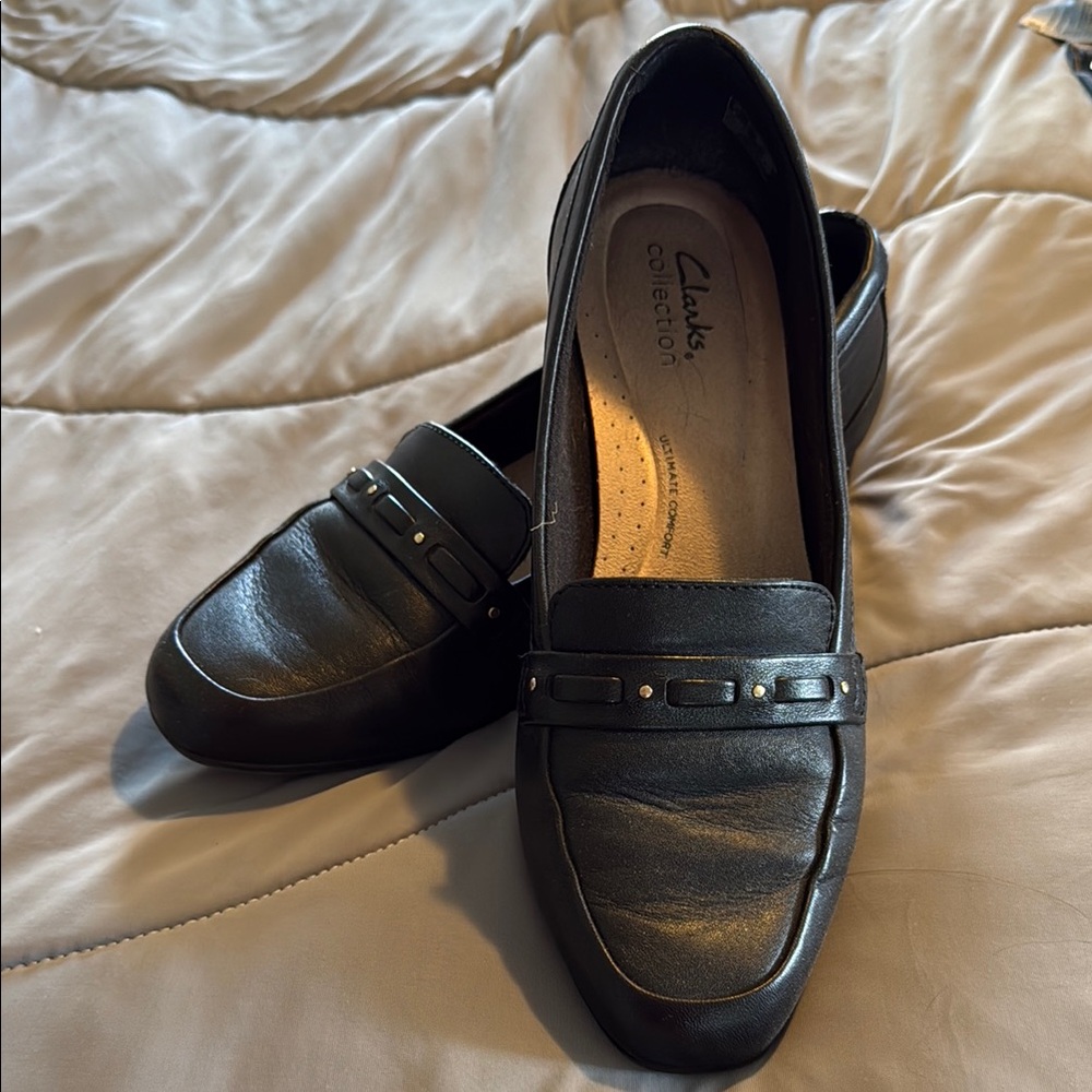 Clarks Juliet bay Black Loafers